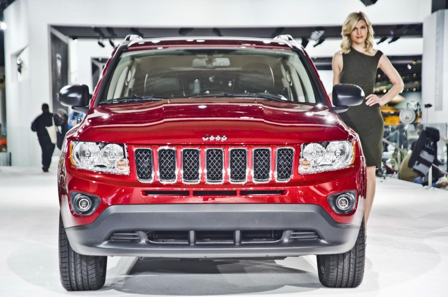  Jeep Compass 2011 года  (фото 35 из 97)